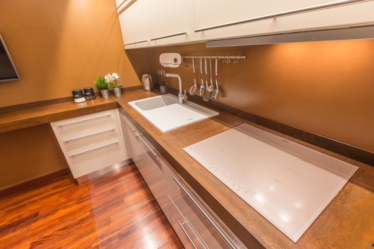 L'Atelier Du Temps - Domotico Apartment Aosta Bagian luar foto