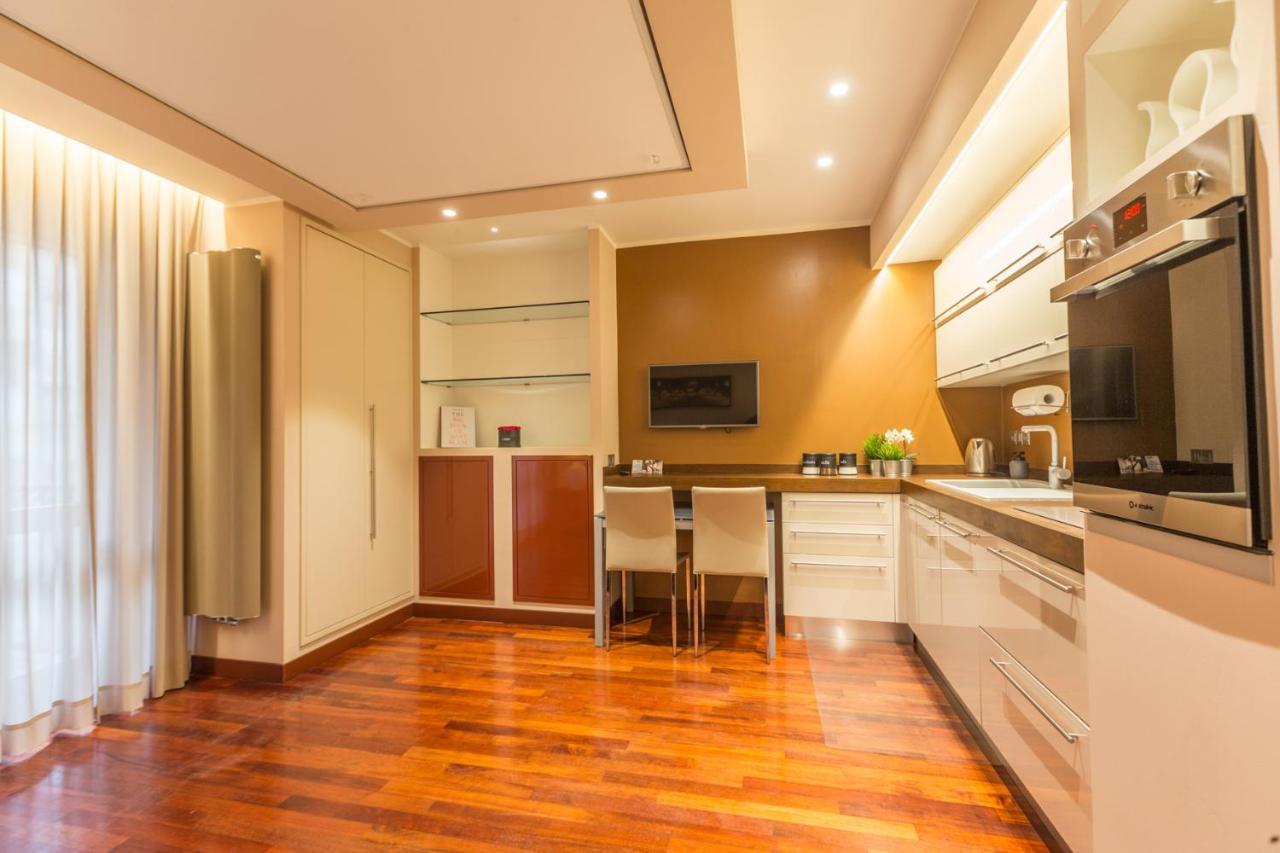L'Atelier Du Temps - Domotico Apartment Aosta Bagian luar foto
