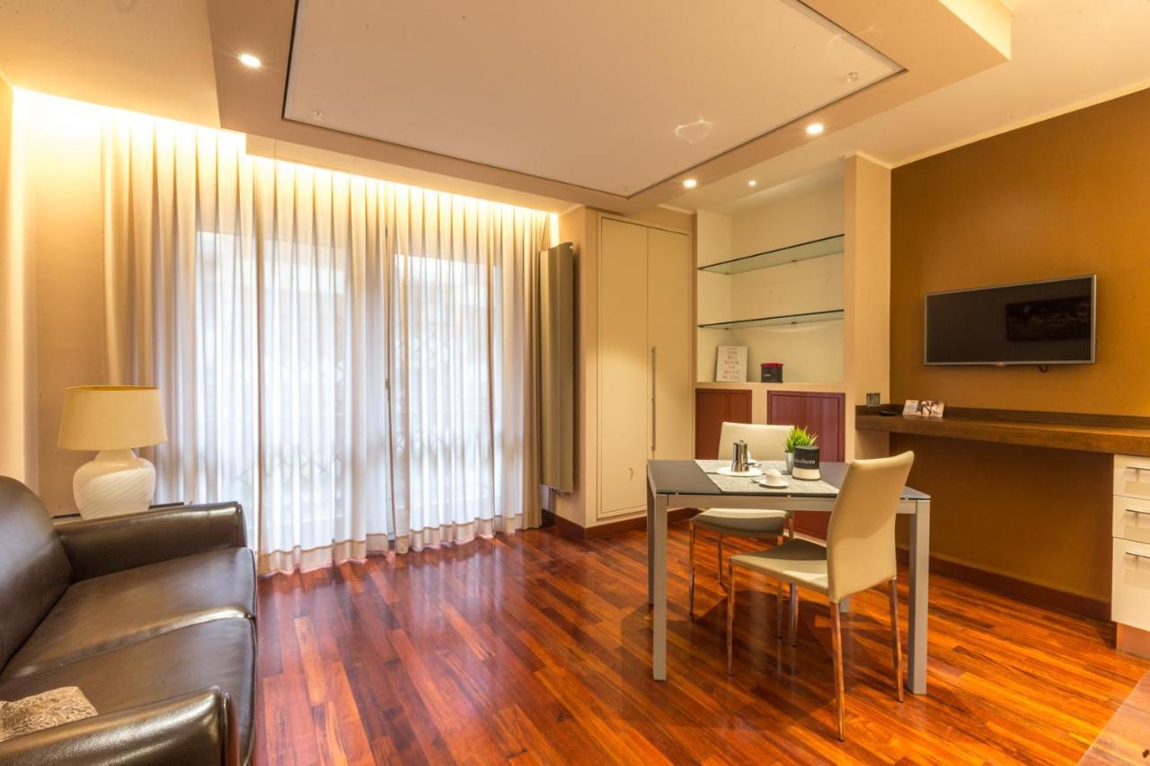 L'Atelier Du Temps - Domotico Apartment Aosta Bagian luar foto